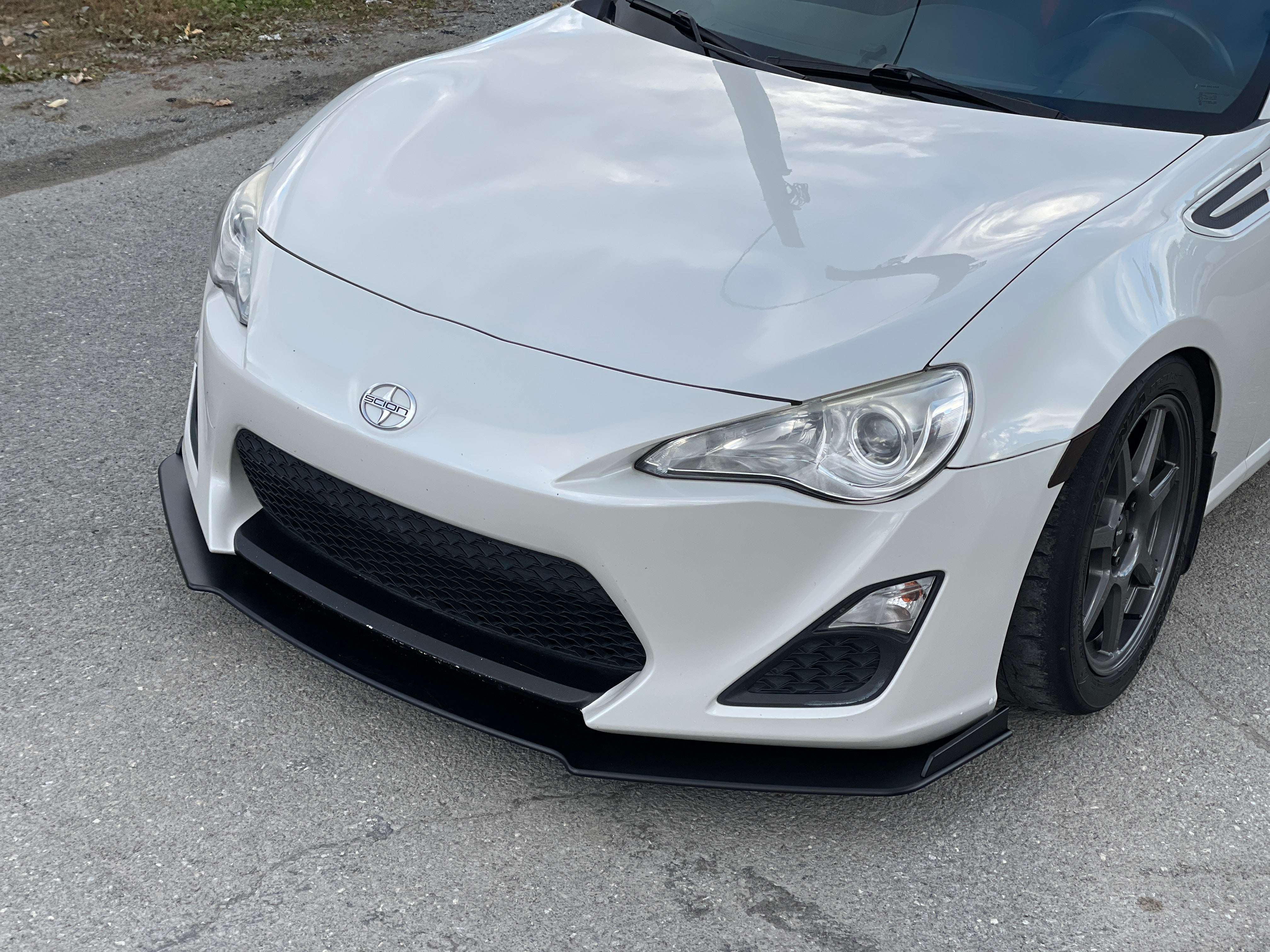 Front Splitter - SCION FRS 2012-2016 - Artwork Bodyshop Inc.